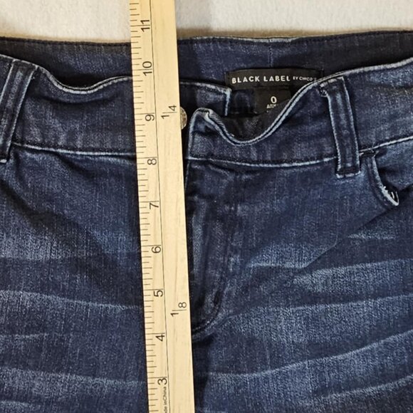 Chico's Black Label Ankle Jeans with lace detail and rhinestones Size 0 - Picture 9 of 11